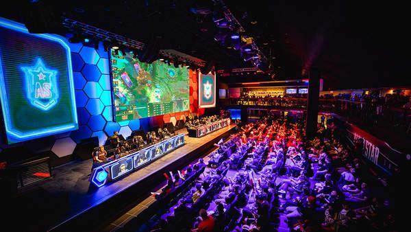 【战报】2021KPL春季赛常规赛第一轮W4D2，武汉eStarPro 1-3 南京Hero久竞